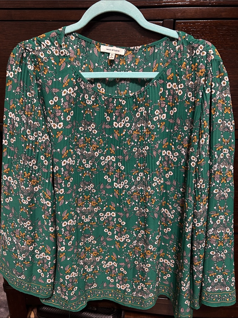 Max Studio Green Floral Long-Sleeve Blouse